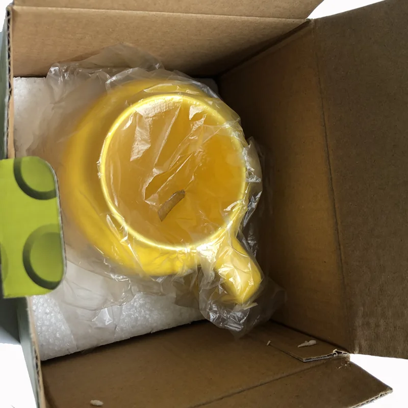 Ceramic Coffee Mug Smiling Expression Drinkware mugs coffee cups yellow Cute smiley Q Styles large capacity Water cup for gifts
Ceramic Coffee Mug Smiling Expression Drinkware mugs coffee cups yellow Cute smiley Q Styles large capacity Water cup for gifts