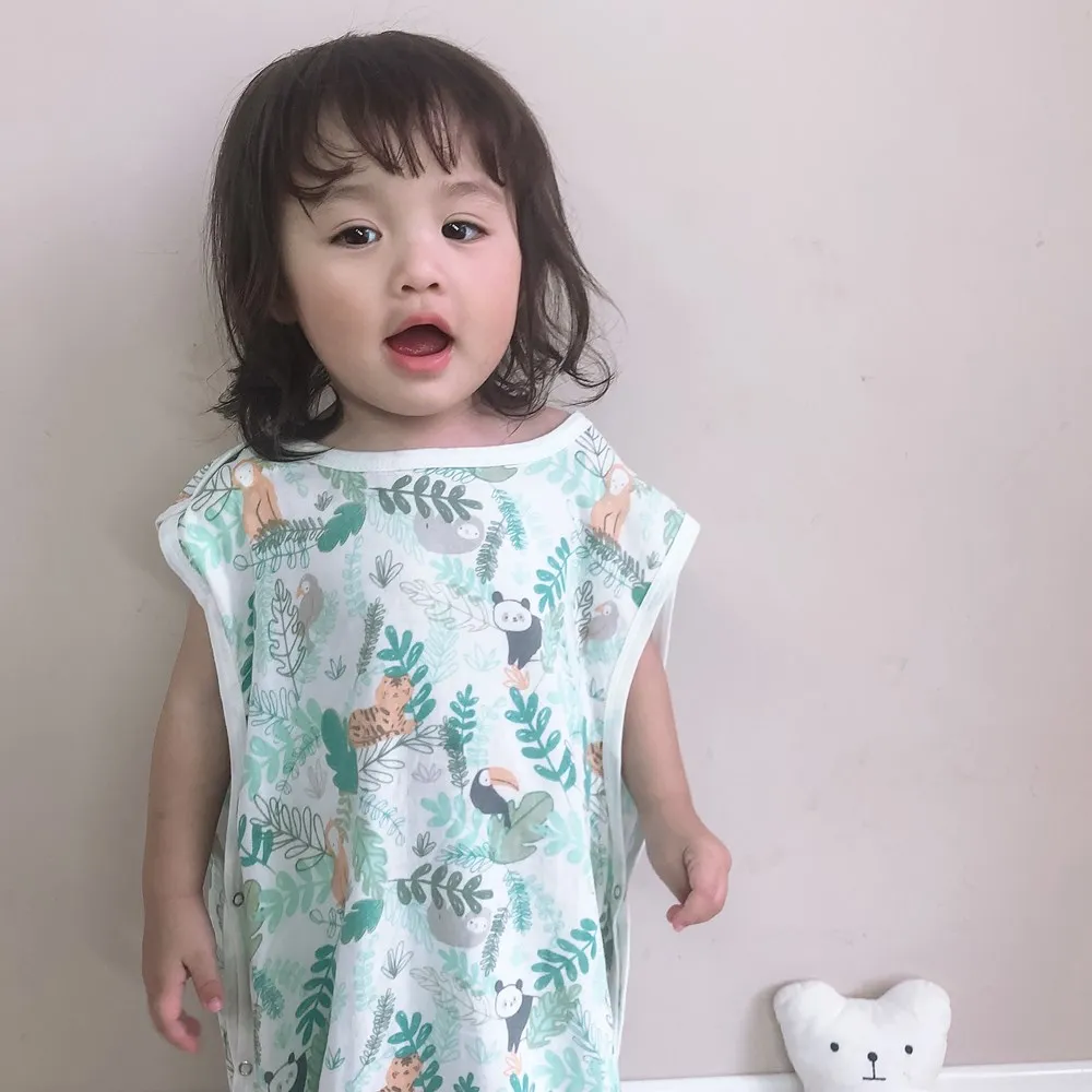 1layer70% bamboo+30% cotton Newborn Sleeveless Baby Sleeping Bag Cartoon Bear muslin Kids Warm Sleeping Bag Printing Pattern S2
1layer70% bamboo+30% cotton Newborn Sleeveless Baby Sleeping Bag Cartoon Bear muslin Kids Warm Sleeping Bag Printing Pattern S2