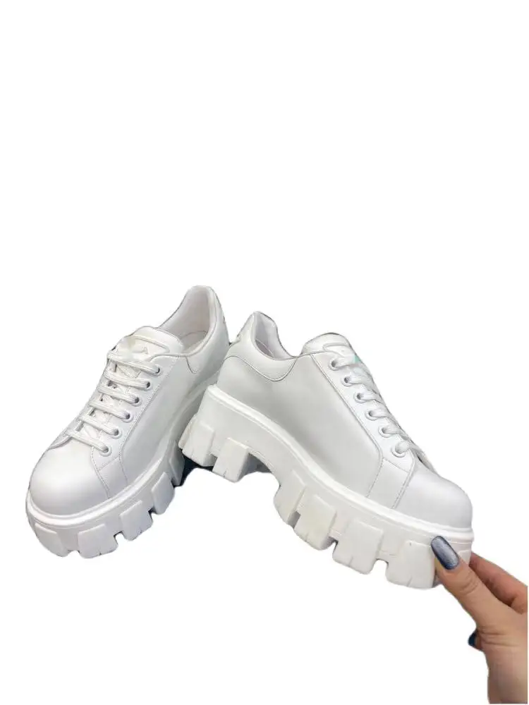 Luxurys Designer men sale causal shoes spring and fall lace-up fashion women leather print comfortable shoe mens womens outdoor
Luxurys Designer men sale causal shoes spring and fall lace-up fashion women leather print comfortable shoe mens womens outdoor