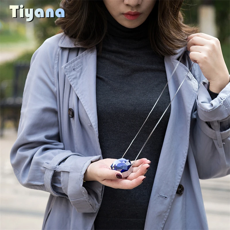 New Mini Air Purifier USB Fast Charging Crystal Necklace Portable Hanging Neck Negative Ion Deodorizing Sterilizing Purifier 6
New Mini Air Purifier USB Fast Charging Crystal Necklace Portable Hanging Neck Negative Ion Deodorizing Sterilizing Purifier 6