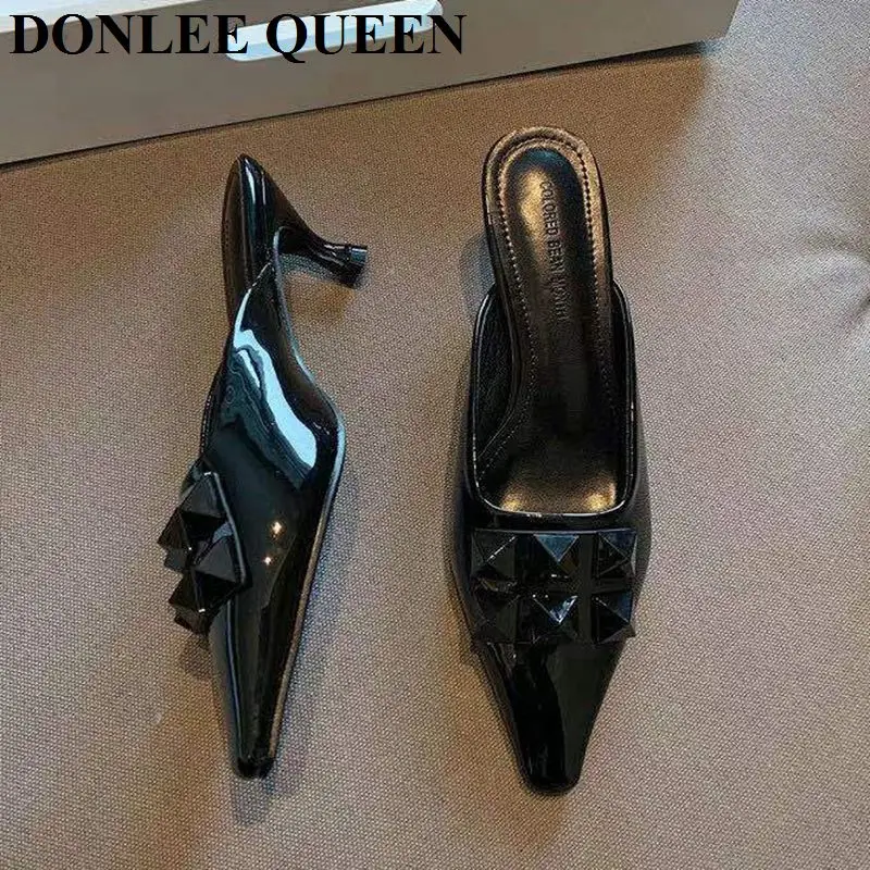 2021 Spring Women Slippers Brand Rivet Ladies Sandal Slip On Pointed Toe Mule Shoes Thin Low Heel Casual Slides Zapatillas Mujer
2021 Spring Women Slippers Brand Rivet Ladies Sandal Slip On Pointed Toe Mule Shoes Thin Low Heel Casual Slides Zapatillas Mujer