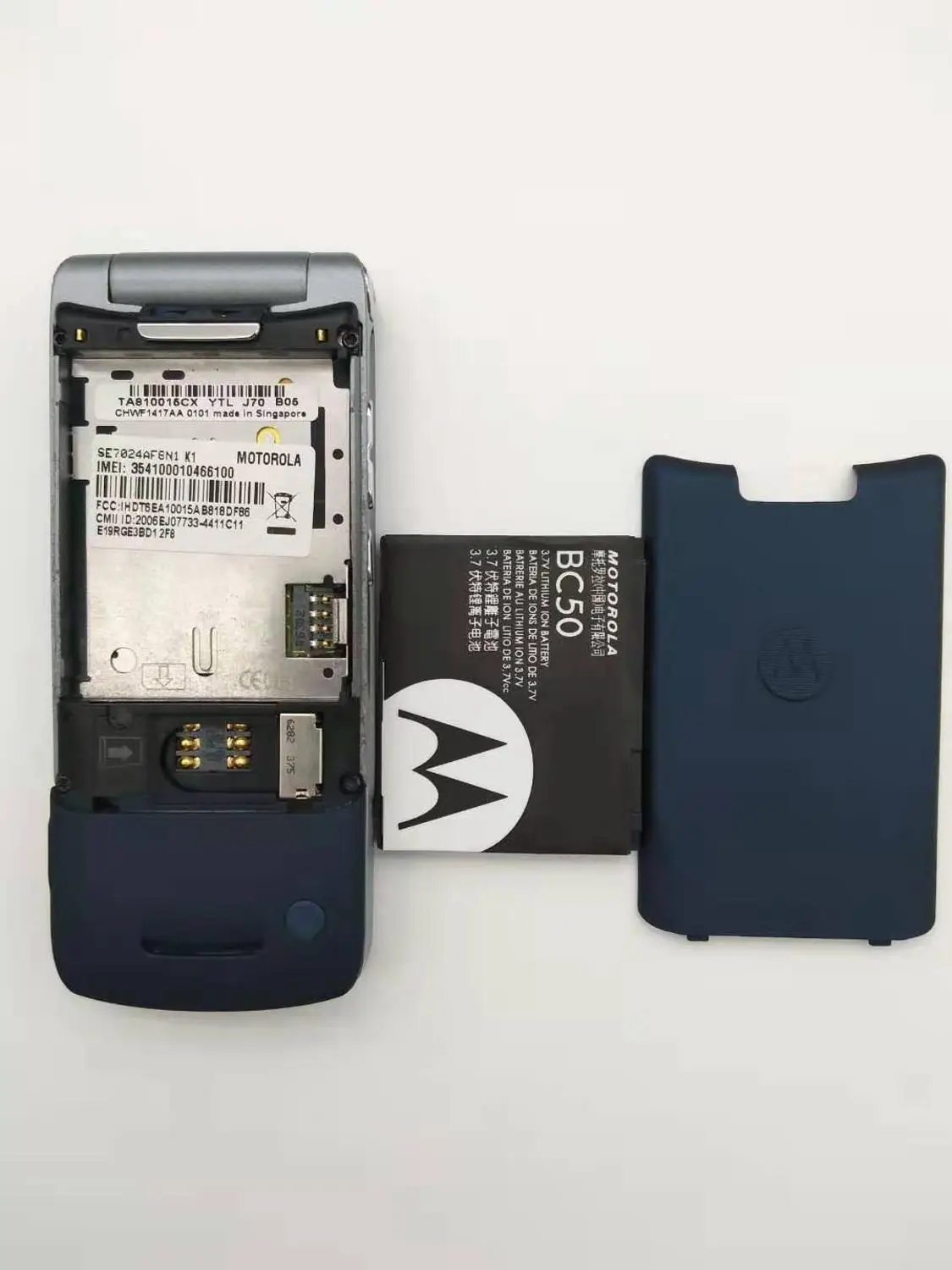 Motorola Krzr K1 Flip Восстановленный Оригинальный разблокированный GSM MP3 FM радио Телефон