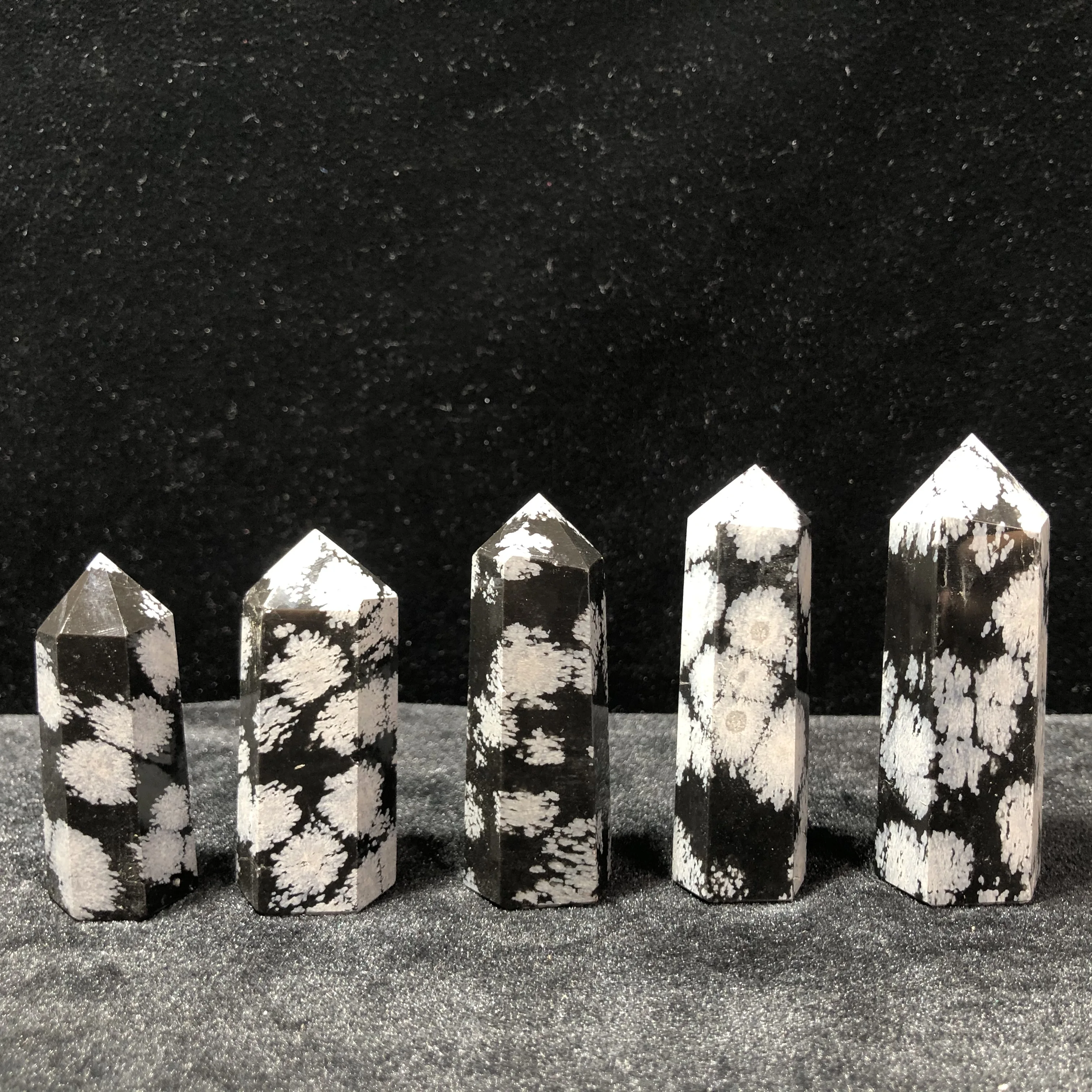 Snowflake Obsidian Hand-Polished Hexagon Point Chakra Healing Reiki Stone Home Decoration Stone Handicraft Decoration Point
Snowflake Obsidian Hand-Polished Hexagon Point Chakra Healing Reiki Stone Home Decoration Stone Handicraft Decoration Point
