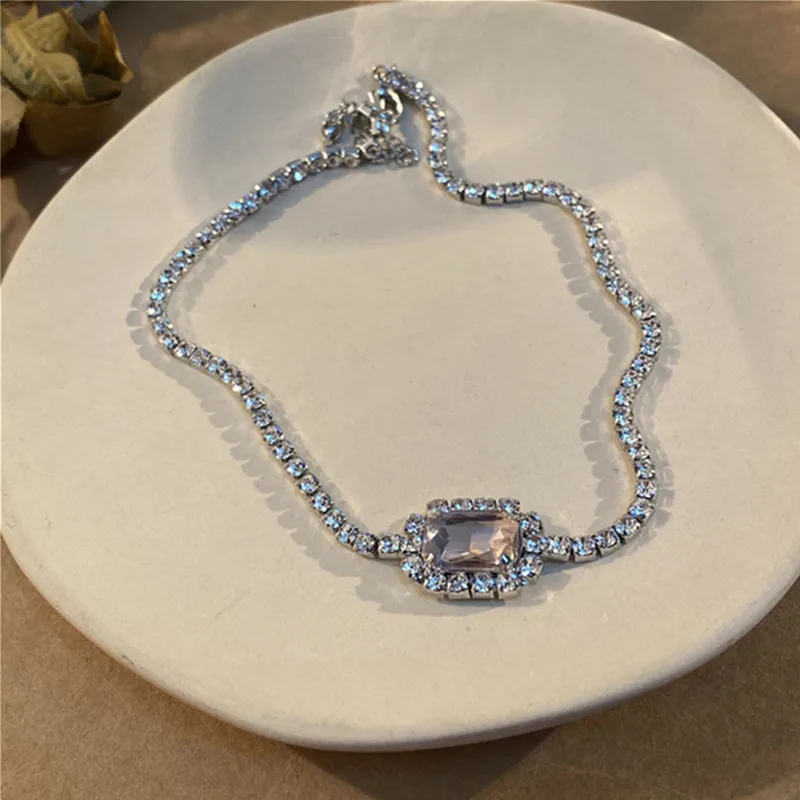 Single large crystal Small Necklace simple Pink yellow fashion Neck chain Korean Charm Fairies banquet
Single large crystal Small Necklace simple Pink yellow fashion Neck chain Korean Charm Fairies banquet