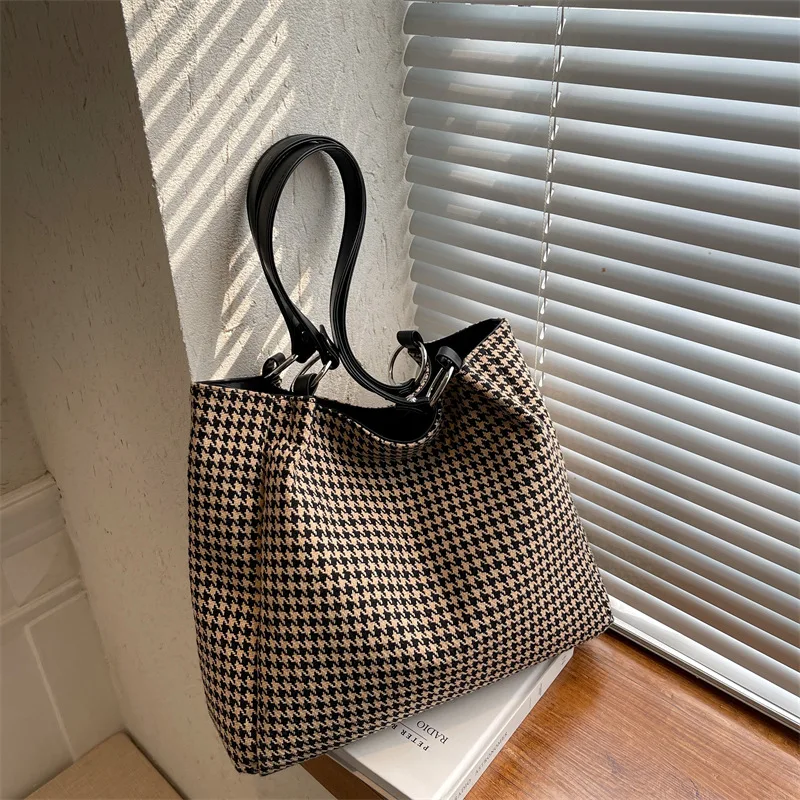 

CGCBAG Fashion Houndstooth Tote Bag Women Retro Large Capacity Shoulder Bag Female Woolen Shopper Bag Women Designe Handbags