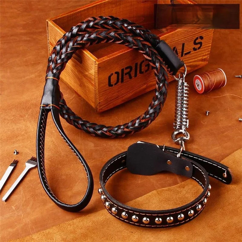 Dog traction rope medium and large dog cowhide dog chain leather collar golden retriever explosion-proof dog walking rope
Dog traction rope medium and large dog cowhide dog chain leather collar golden retriever explosion-proof dog walking rope