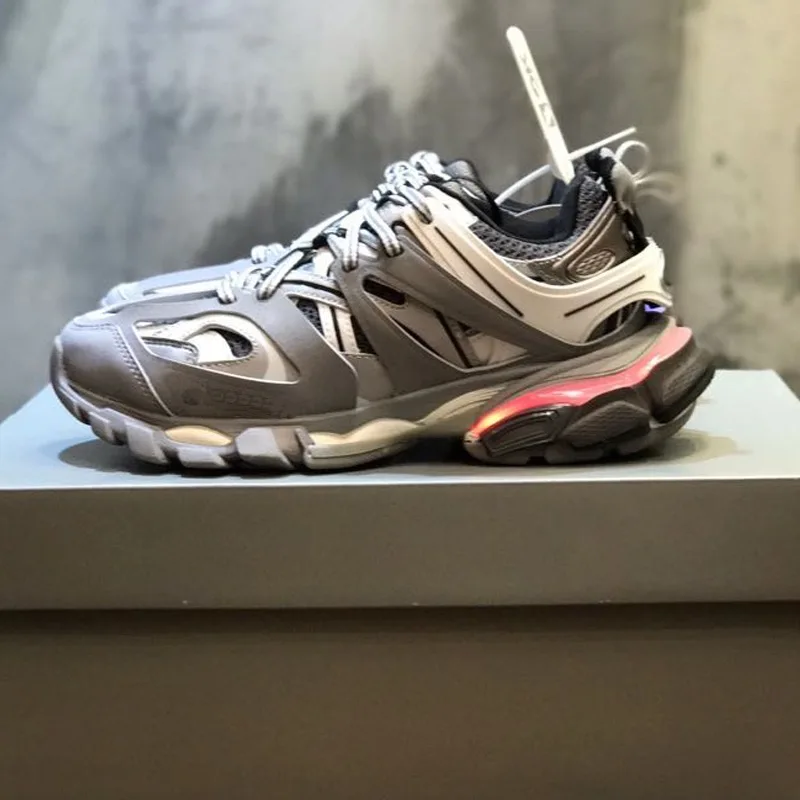 2021 new men shoes zapatillas de hombres de marca Hombre zapatillas High Quality Fluorescent Celebrity Classic platform sneakers 
2021 new men shoes zapatillas de hombres de marca Hombre zapatillas High Quality Fluorescent Celebrity Classic platform sneakers