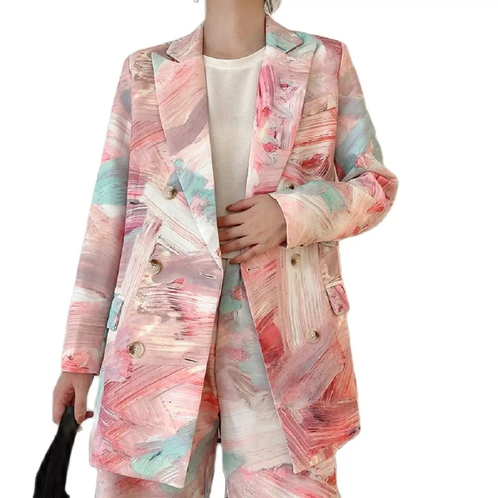 MODX Autumn Fashion New Lady Graffiti print style, Double breasted, elegant suit, suit coat, monochrome.
MODX Autumn Fashion New Lady Graffiti print style, Double breasted, elegant suit, suit coat, monochrome.
