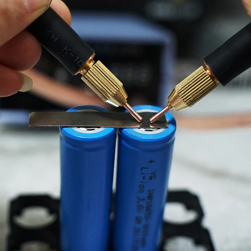 5000W Spot Welding Machine Small Handheld Battery Spot Welding Convenient for Soldering Spot Welder Welding Tool
5000W Spot Welding Machine Small Handheld Battery Spot Welding Convenient for Soldering Spot Welder Welding Tool