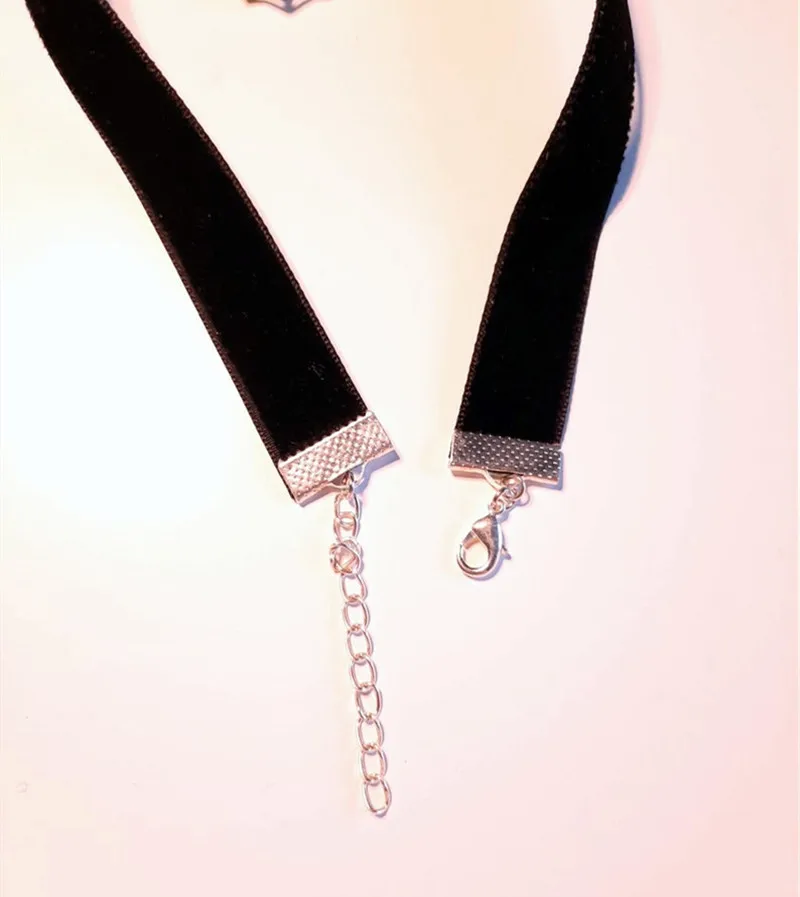 2000s Aesthetics Fashion Spider Necklace Black Velvet Choker Jewelry Gifts For Women's Amulets Gothic Accessories