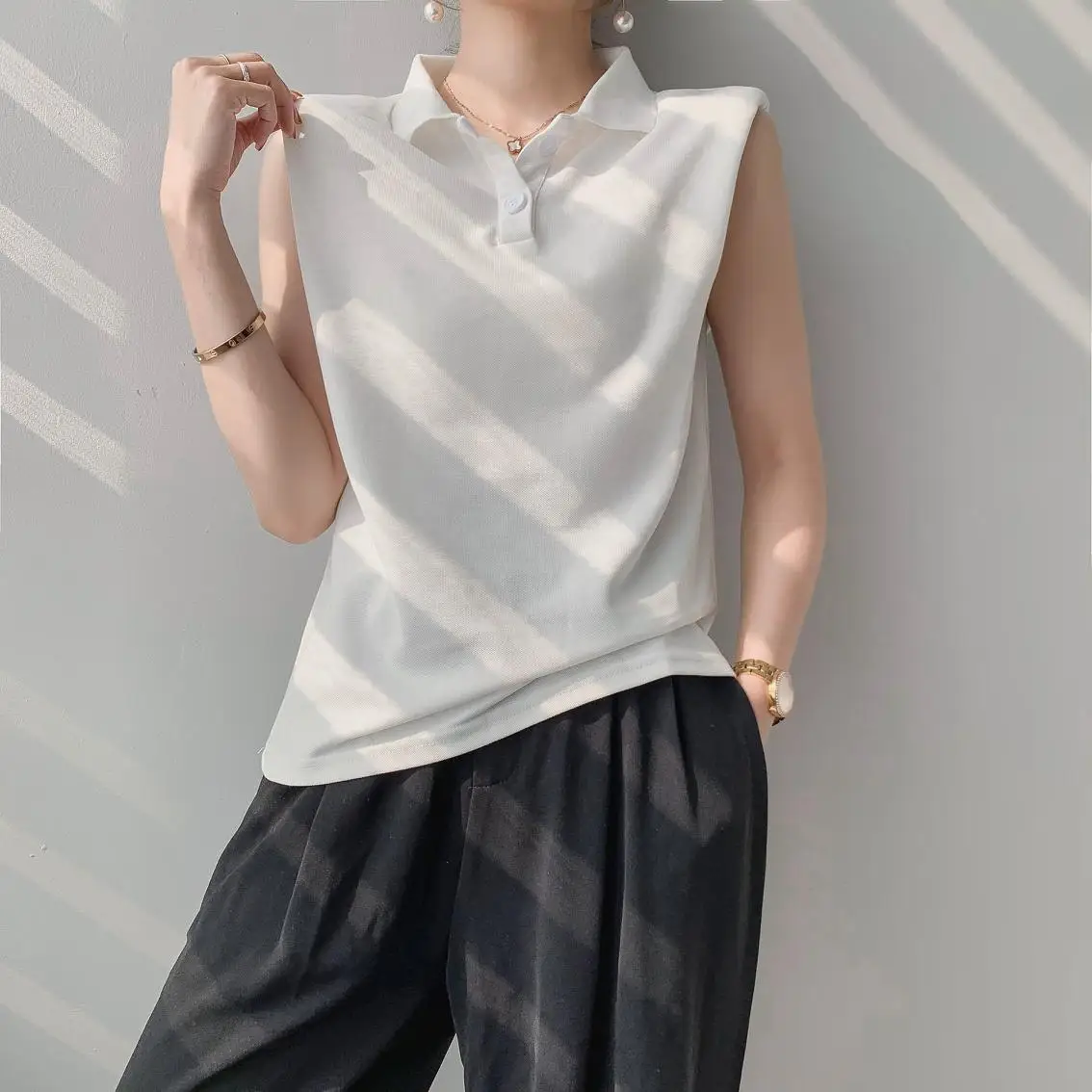 New Summer Top Sexy T Shirt Women Elasticity T-Shirt Summer Tee Woman Clothes Slim Tshirt Female Skinny Cotton Sleeveless Tops
New Summer Top Sexy T Shirt Women Elasticity T-Shirt Summer Tee Woman Clothes Slim Tshirt Female Skinny Cotton Sleeveless Tops