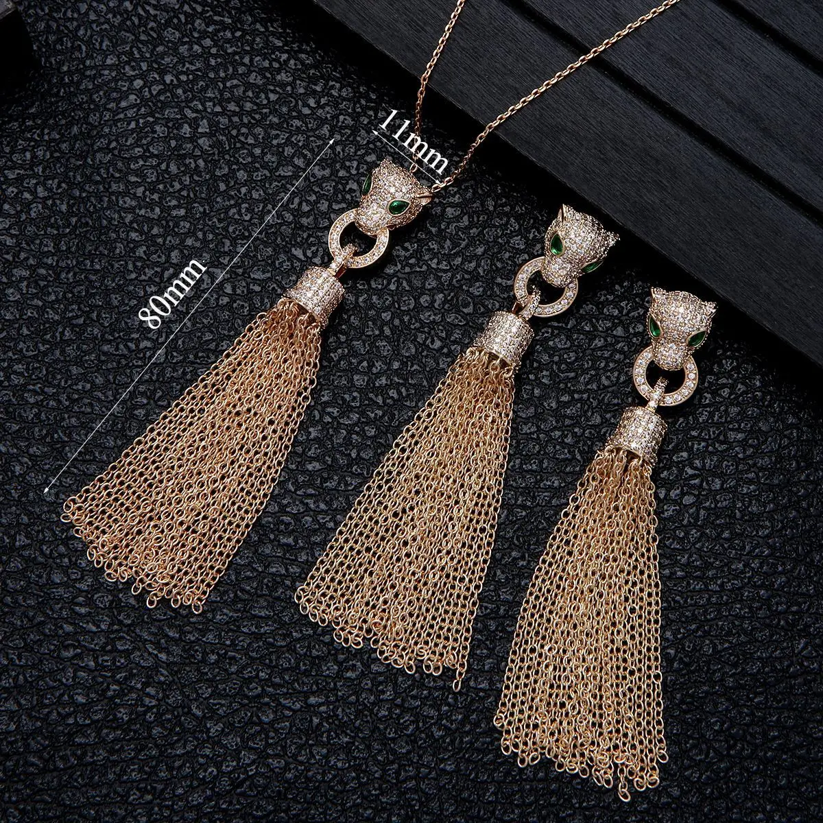 CIBO euramerican fashion high-end copper inlay zircon suits ms earrings necklace long tassels leopard head accessories
CIBO euramerican fashion high-end copper inlay zircon suits ms earrings necklace long tassels leopard head accessories