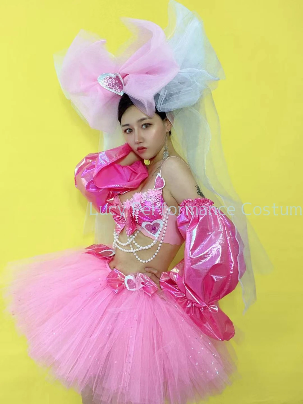 520 Valentine's day new 61 can wear sexy cute candy paper Tutu Skirt bow stage costume
520 Valentine's day new 61 can wear sexy cute candy paper Tutu Skirt bow stage costume