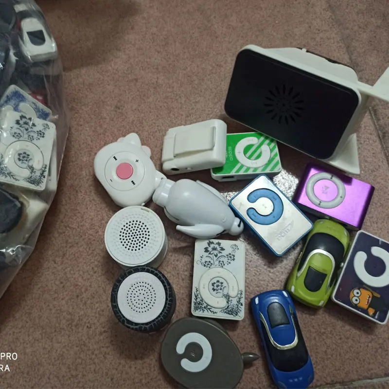 Mini Portable USB MP3 Player Mini Clip MP3 Waterproof Sport Compact Mp3 Music Player with TF Card Slot Candy Colors 
Mini Portable USB MP3 Player Mini Clip MP3 Waterproof Sport Compact Mp3 Music Player with TF Card Slot Candy Colors