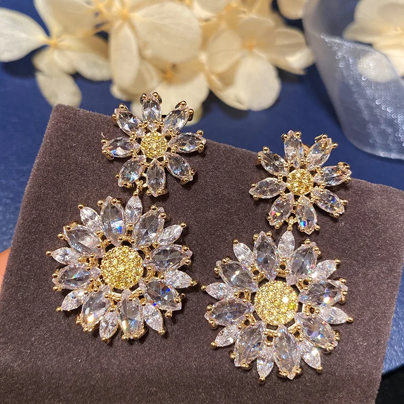 Bilincolor fashion cz sunflower drop earring for women bridal wedding jewelry
Bilincolor fashion cz sunflower drop earring for women bridal wedding jewelry