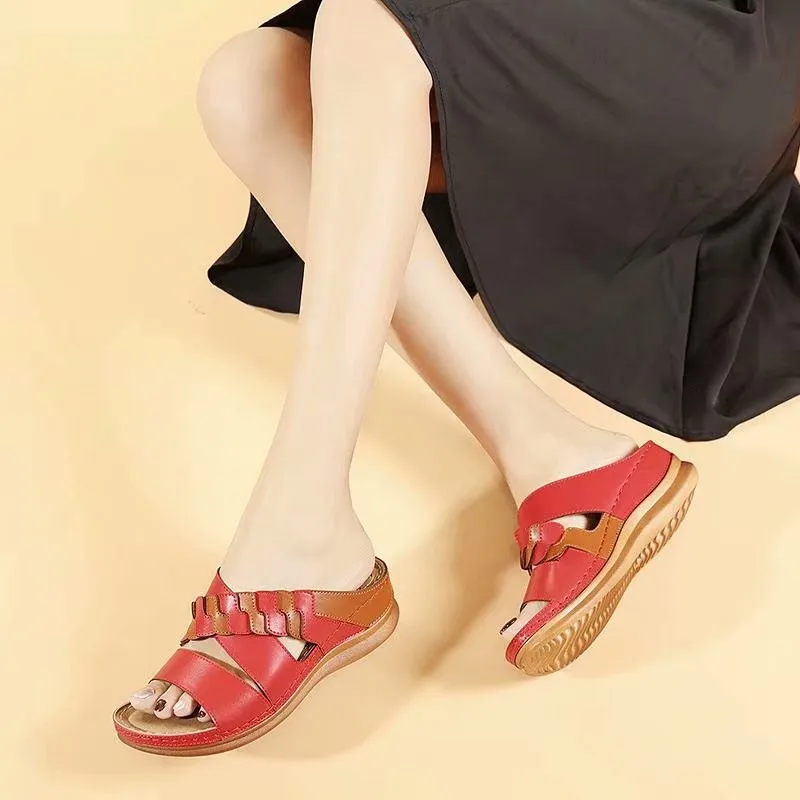 2021 Summer Massage Wedge Slippers Women Shoes Comfortable Soft Big Size 41 42 43 Woman Slides Sandals Ladies Female 
2021 Summer Massage Wedge Slippers Women Shoes Comfortable Soft Big Size 41 42 43 Woman Slides Sandals Ladies Female