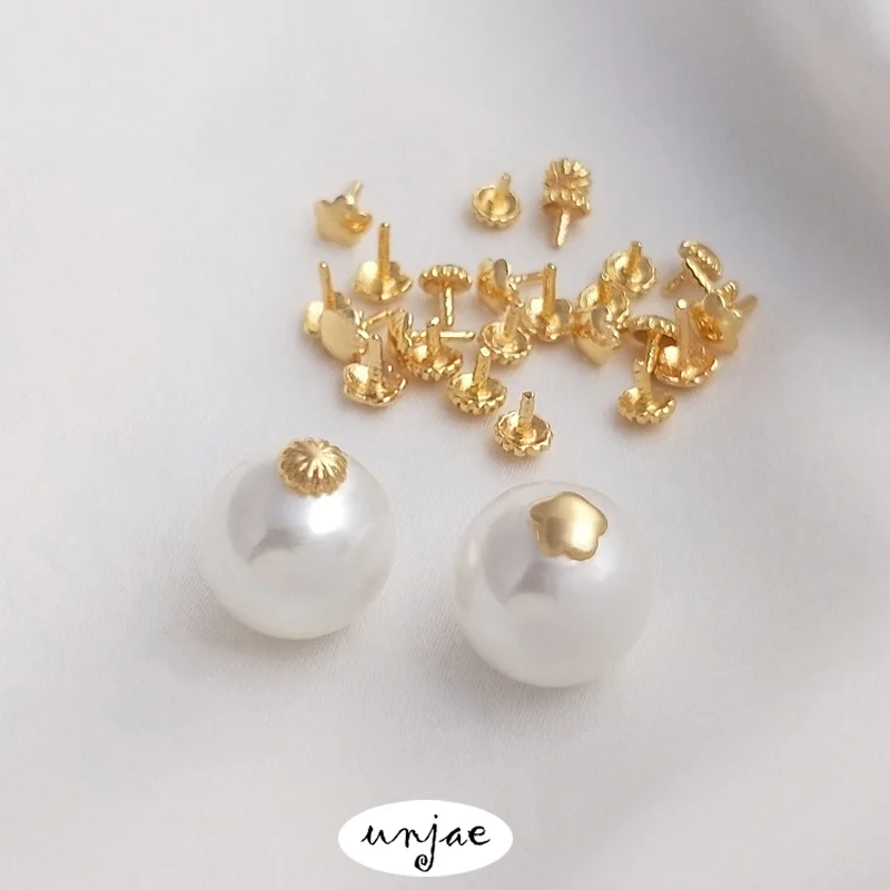 14K package gold color-preserving flower-shaped bead plugging nail crystal pearl hole plug bead cap diy jewelry accessories
14K package gold color-preserving flower-shaped bead plugging nail crystal pearl hole plug bead cap diy jewelry accessories