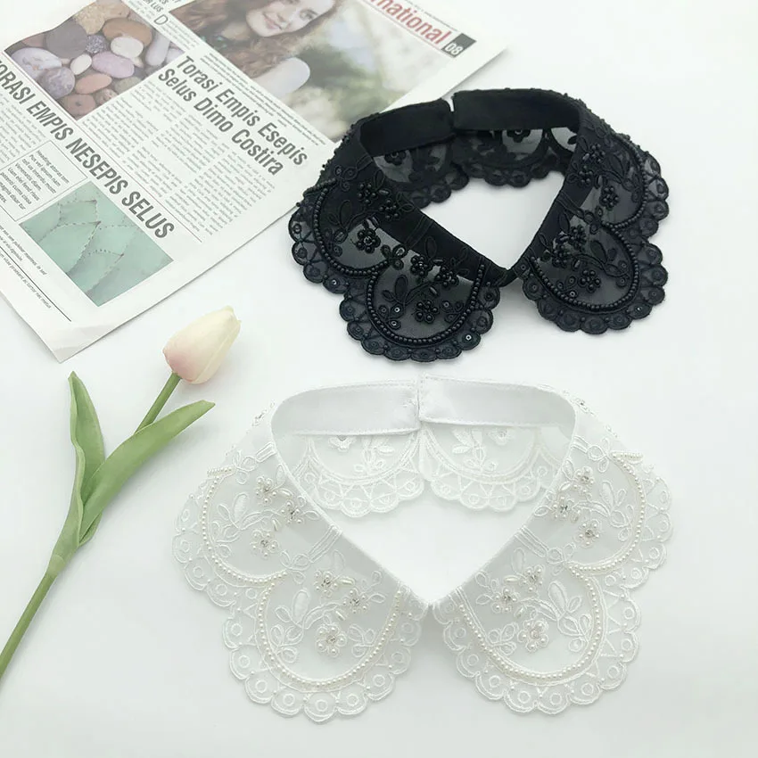 Женская винтажная вышитая блузка со съемным воротником 
Женская винтажная вышитая блузка со съемным воротником