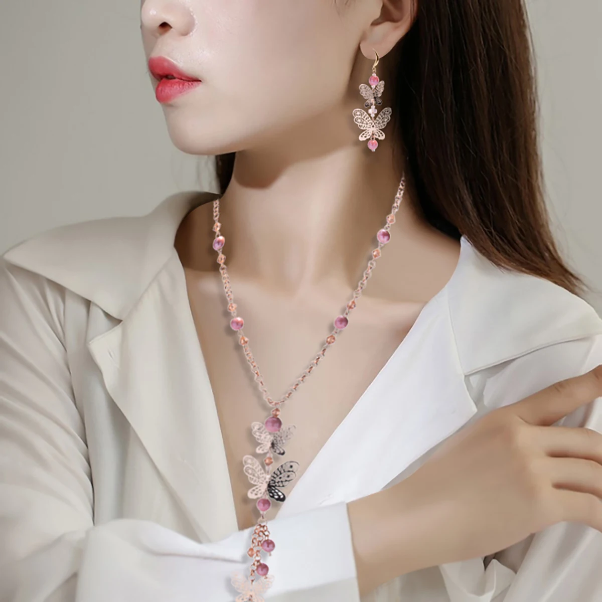 Krasivaya 2PC Set Pink Color Butterfly Italy Style Necklace Set Hot Selling Popular Necklace For Women Fashion Jewelry
Krasivaya 2PC Set Pink Color Butterfly Italy Style Necklace Set Hot Selling Popular Necklace For Women Fashion Jewelry