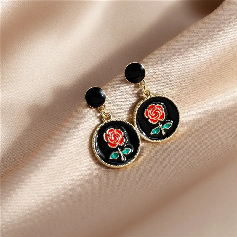 Korean Style Classic Flower Stud Earrings for Women Fashion Coin Dangle Earrings Birthday Party Femme Brincos Jewelry Crafts
Korean Style Classic Flower Stud Earrings for Women Fashion Coin Dangle Earrings Birthday Party Femme Brincos Jewelry Crafts