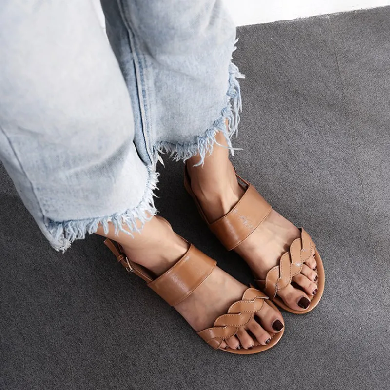 Women's Shoes
Women's Shoes