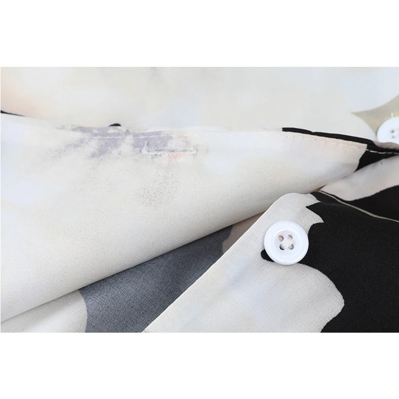 2021 Summer Fashion Korean Style Flower Printing Shirts Women Blouses 2021 Beach Style Notched Short Sleeve Female Causal Shirts
2021 Summer Fashion Korean Style Flower Printing Shirts Women Blouses 2021 Beach Style Notched Short Sleeve Female Causal Shirts