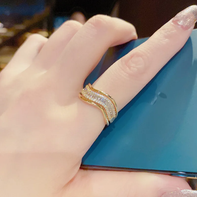 High Grade Zircon Wave Open Ring For Women Personality Simple Micro Pave Jewelry Rings bijoux
High Grade Zircon Wave Open Ring For Women Personality Simple Micro Pave Jewelry Rings bijoux