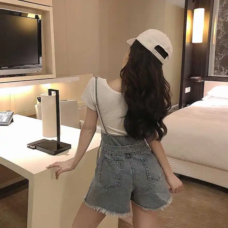 Casual Fashion Set Summer 2021 Short-Sleeved Slim-Fit White T-shirt + Denim Suspender Overalls Two-Piece Women's Clothing
Casual Fashion Set Summer 2021 Short-Sleeved Slim-Fit White T-shirt + Denim Suspender Overalls Two-Piece Women's Clothing