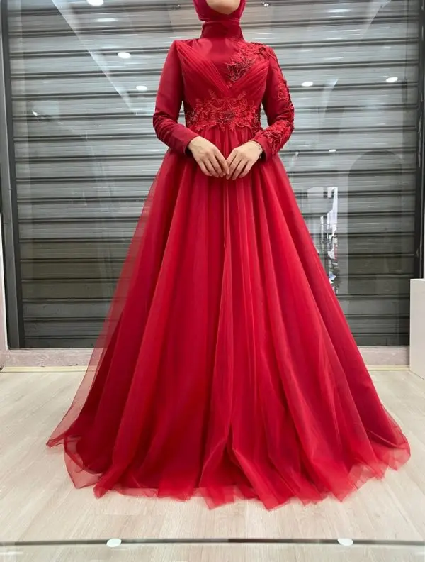 Red Long Sleeve Muslim Prom Dress High Neck Saudi Arabic Tulle Appliques Hijab Evening Formal Party Gowns Robe De Soirée
Red Long Sleeve Muslim Prom Dress High Neck Saudi Arabic Tulle Appliques Hijab Evening Formal Party Gowns Robe De Soirée