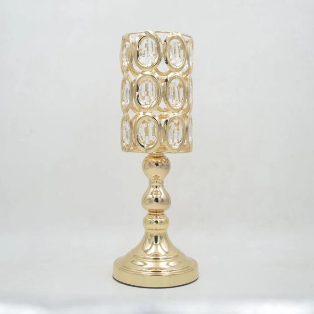 

Новый своеобразный металлический золотой подсвечник с кристаллами Свадебный канделябр дома декоративные подсвечники l комплект = 3 предмет...