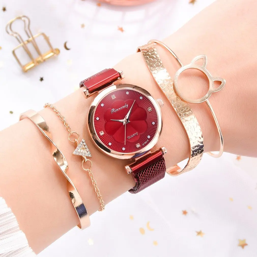 Fashion Women Watches Luxury Magnet Buckle Flower Rhinestone Watch Ladies Quartz Wrist Watch Bracelet Set Reloj Mujer 
Fashion Women Watches Luxury Magnet Buckle Flower Rhinestone Watch Ladies Quartz Wrist Watch Bracelet Set Reloj Mujer