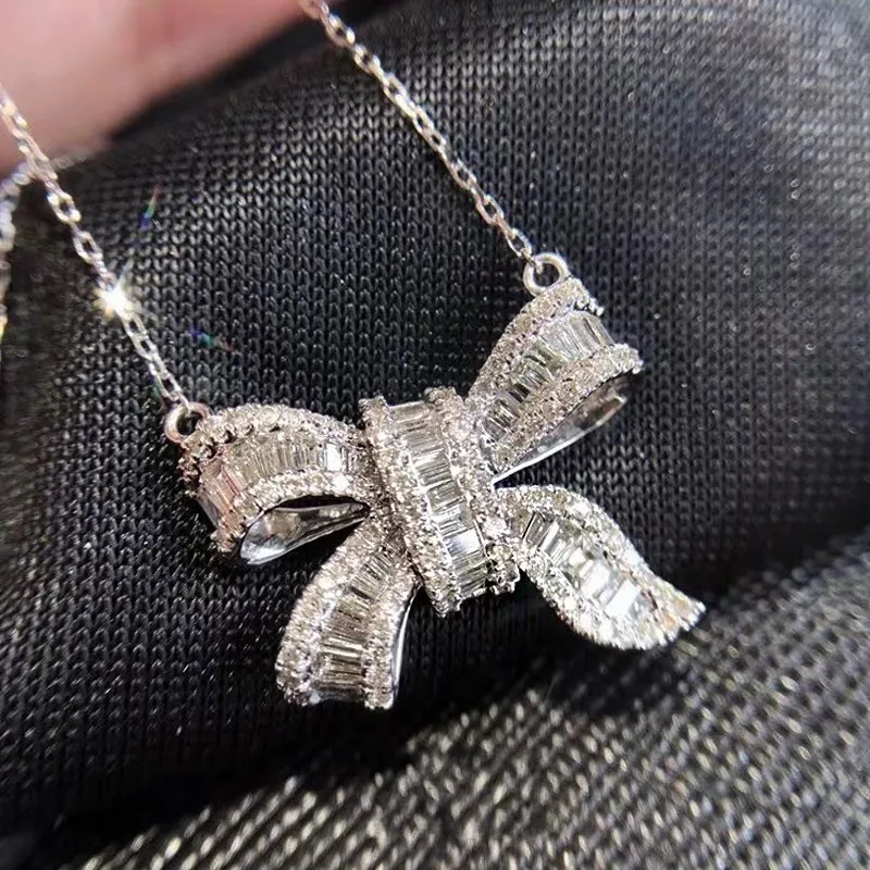 Luxury Butterfly pave Square SONA Diamond stone Pendant Necklace 925 Sterling Silver Unique wedding Fine Jewelry With 45cm Chain
Luxury Butterfly pave Square SONA Diamond stone Pendant Necklace 925 Sterling Silver Unique wedding Fine Jewelry With 45cm Chain