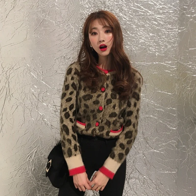 Женская мода платье с длинным рукавом, с леопардовым принтом, Цвет изменения вязаный кардиган с леопардовым рисунком и один размер
Женская мода платье с длинным рукавом, с леопардовым принтом, Цвет изменения вязаный кардиган с леопардовым рисунком и один размер