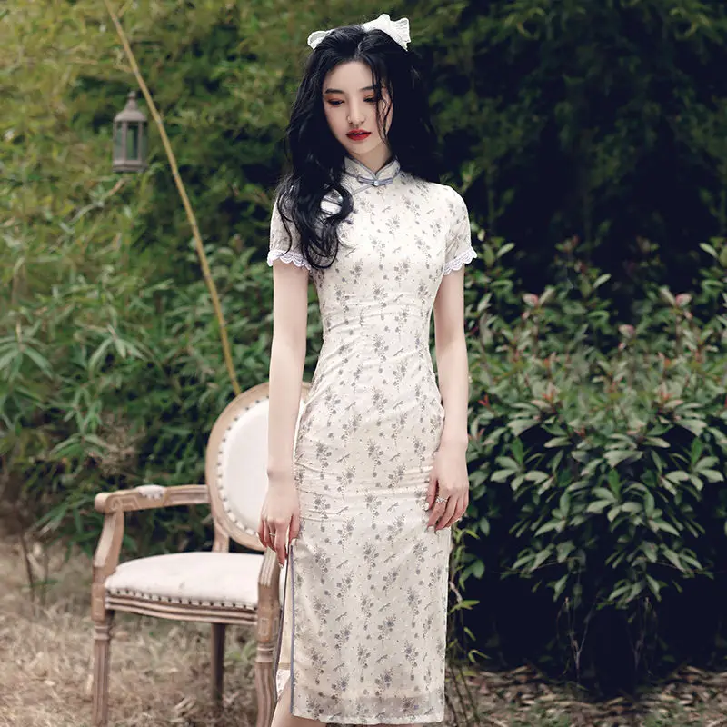 Slim Lace Floral Short Sleeve Chinese Dress Women Satin Print Cheongsam Mandarin Collar Vintage Button Qipao Large Size 3xl
Slim Lace Floral Short Sleeve Chinese Dress Women Satin Print Cheongsam Mandarin Collar Vintage Button Qipao Large Size 3xl