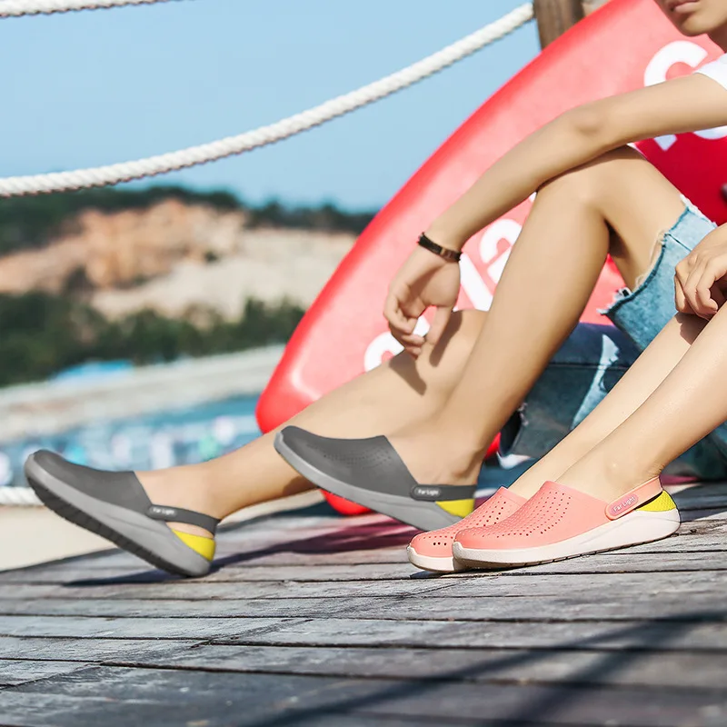 2021 Men Women Slipper beach Casual Croc Clogs Crocks Crocsed Lightweight Non-slip and Quick-drying Couple Sandals and Slippers
2021 Men Women Slipper beach Casual Croc Clogs Crocks Crocsed Lightweight Non-slip and Quick-drying Couple Sandals and Slippers