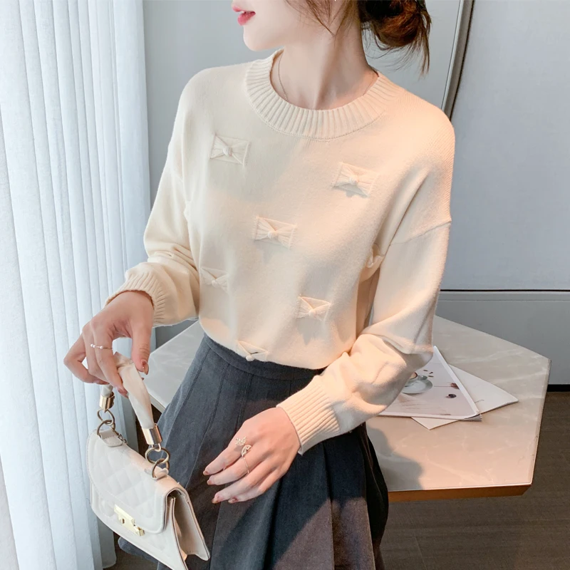 Fashion Sweater 2021 Round Neck Loose-fitting Outer Bottoming Shirt Autumn and Winter Small One with a Knitted Top
Fashion Sweater 2021 Round Neck Loose-fitting Outer Bottoming Shirt Autumn and Winter Small One with a Knitted Top