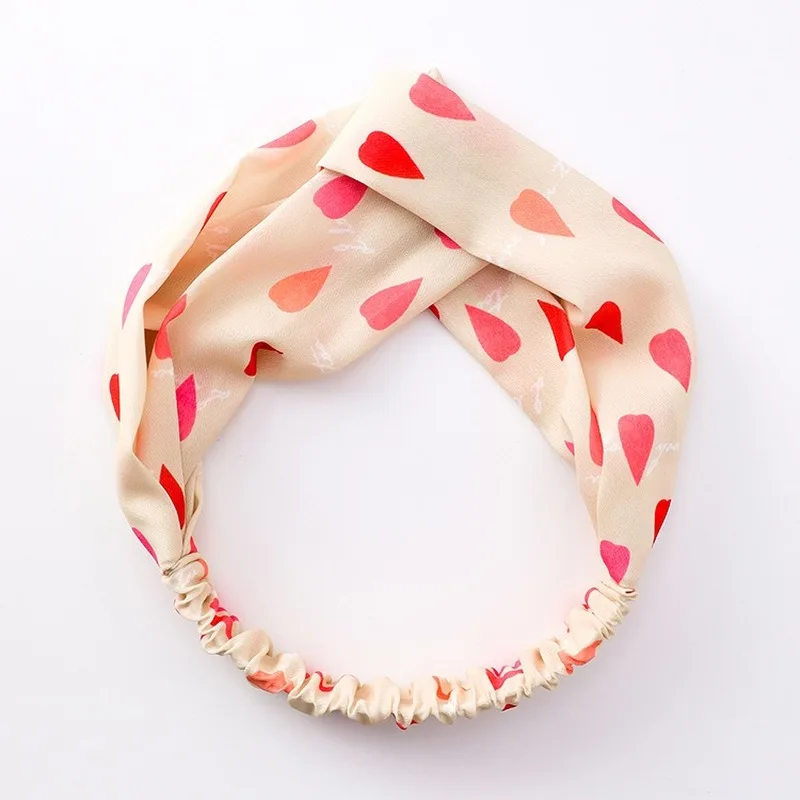 Fashion Chiffon Fabric Printing Lady Elastic Hair Band Simple Wide Edge Crossing Headdress Europe Women Elasticity Headbands
Fashion Chiffon Fabric Printing Lady Elastic Hair Band Simple Wide Edge Crossing Headdress Europe Women Elasticity Headbands