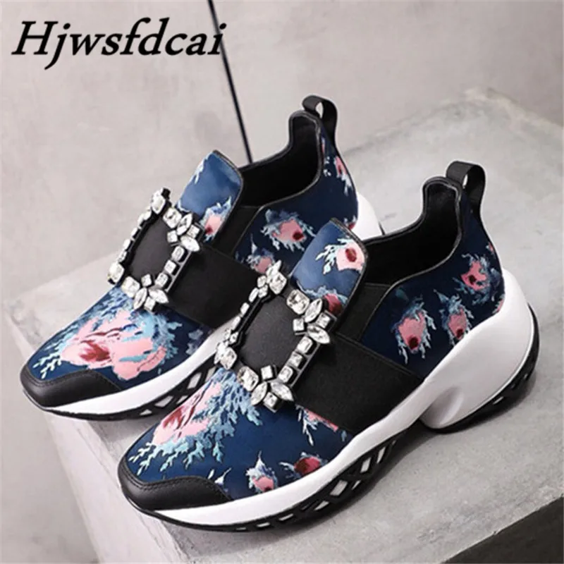 Hjwsfdcai New Mesh Air Women Sneakers Flat Breathable Increase Casual Woman Shoes Crystal Buckle Genuine Leather Running Shoes
Hjwsfdcai New Mesh Air Women Sneakers Flat Breathable Increase Casual Woman Shoes Crystal Buckle Genuine Leather Running Shoes