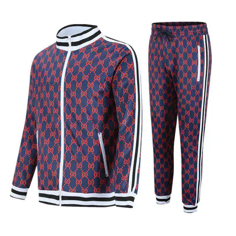 New French Fashion Autumn And winter Leisure Men's Wear Fashion Lingering Hat Letter Printing Long Sleeves + Jogging Pants Brand
New French Fashion Autumn And winter Leisure Men's Wear Fashion Lingering Hat Letter Printing Long Sleeves + Jogging Pants Brand
