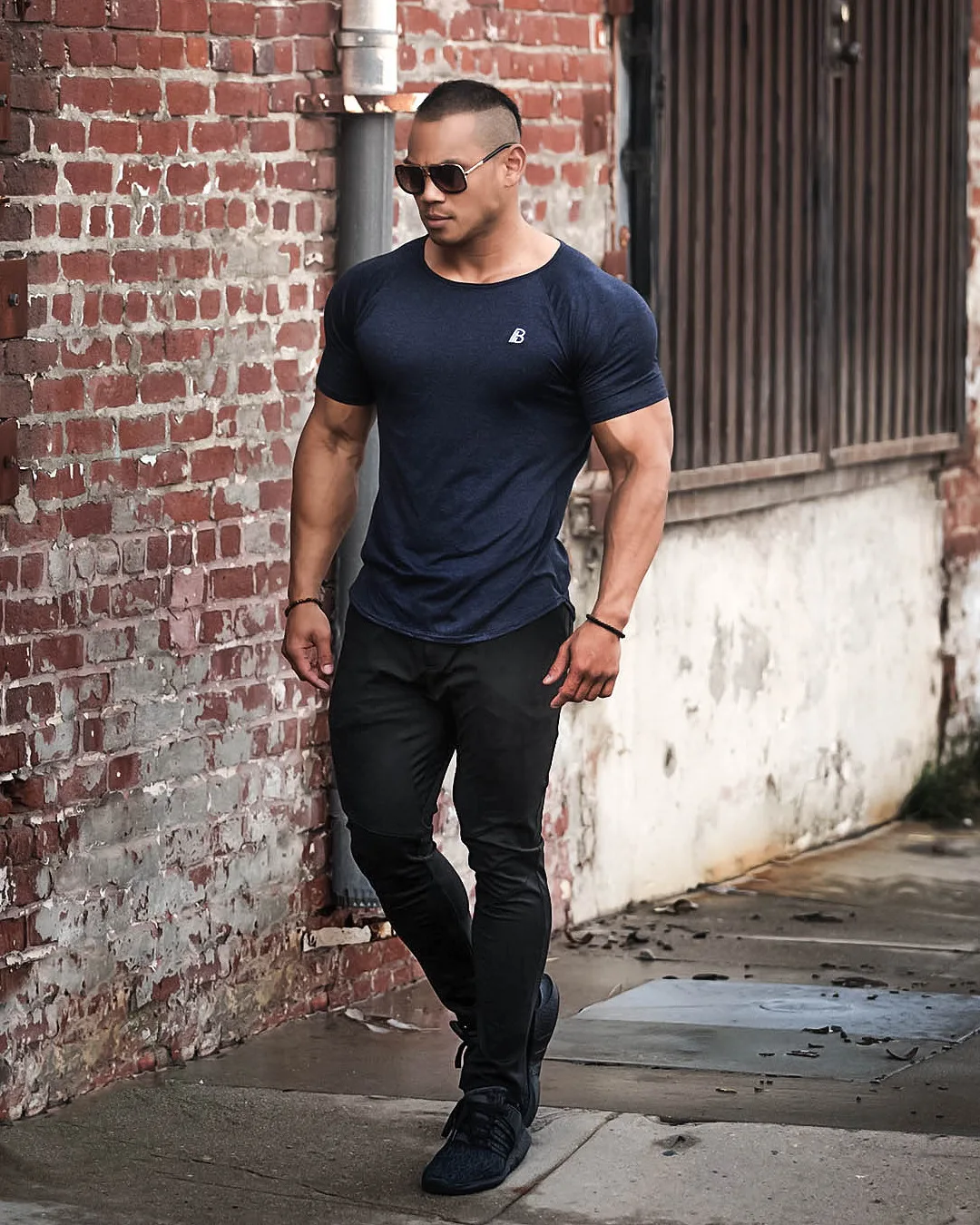 European and American Knitted Casual Sports Pants Men's Fitness Trousers Running Training Long Pants Jogging Compression Pants
European and American Knitted Casual Sports Pants Men's Fitness Trousers Running Training Long Pants Jogging Compression Pants