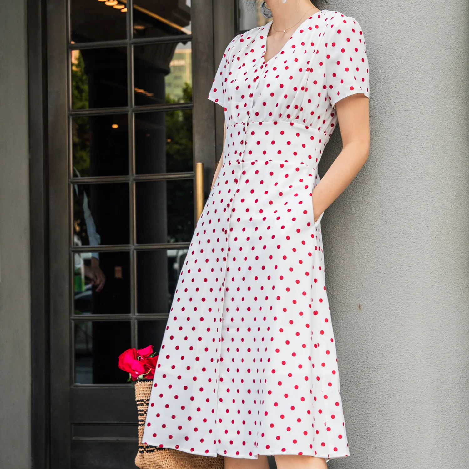 Summer Women's A-line Half Sleeve V-neck French Retro Chiffon Polka Dot Fairy Super Thin Red Dress Vintage Printed Knee-Length
Summer Women's A-line Half Sleeve V-neck French Retro Chiffon Polka Dot Fairy Super Thin Red Dress Vintage Printed Knee-Length