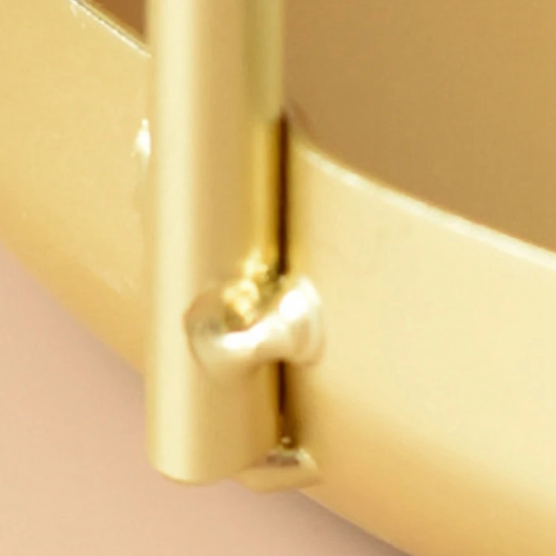 Nordic Three Layer Storage Tray Gold Cosmetics Storage Tray Fruit Plate Jewelry Earrings Display Stand Finishing Racks
Nordic Three Layer Storage Tray Gold Cosmetics Storage Tray Fruit Plate Jewelry Earrings Display Stand Finishing Racks