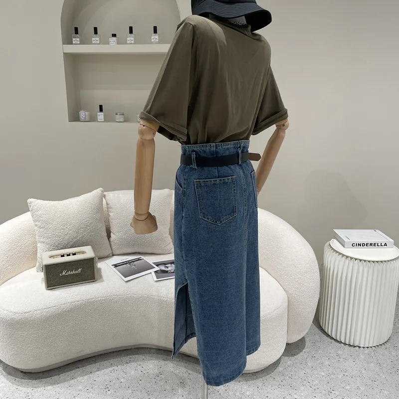 Niche Design Denim Skirt Two Piece Set Women Summer 2021 Fashion Letter T-Shirt Medium Length High Waist A-line Split Skirt
Niche Design Denim Skirt Two Piece Set Women Summer 2021 Fashion Letter T-Shirt Medium Length High Waist A-line Split Skirt