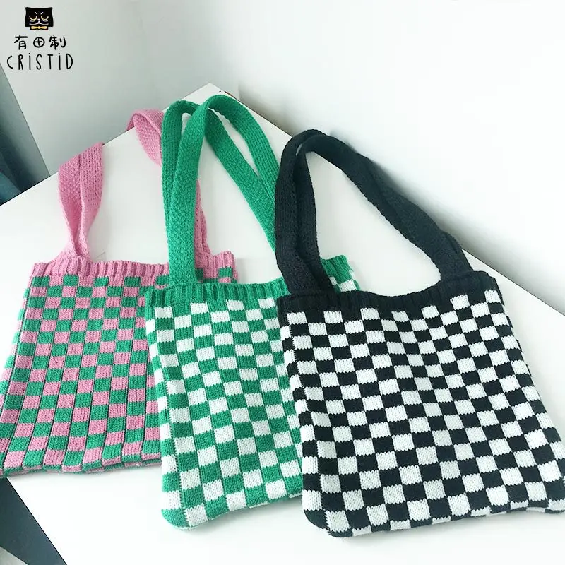 Teenager 90's Fashion Checker Plaid Crochet Knitted Handbag Student Small Size Cute Vintage Retro Soft Daily Over Shoulder Bag 
Teenager 90's Fashion Checker Plaid Crochet Knitted Handbag Student Small Size Cute Vintage Retro Soft Daily Over Shoulder Bag