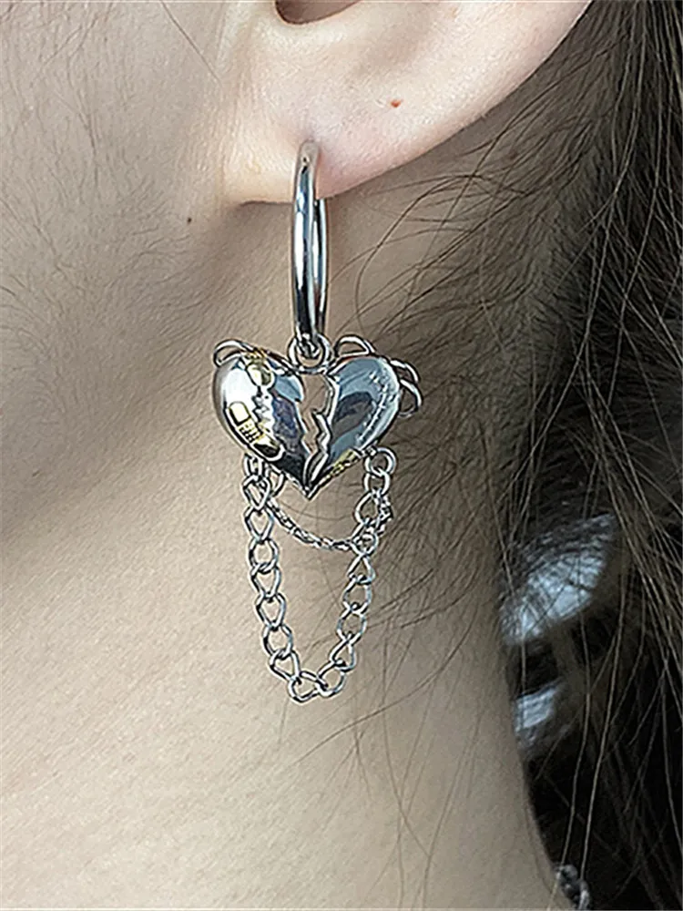 Metal Tassel Heart-shaped Earrings European American Style Hip-hop Punk Personality Long Earrings Woman Travel Accessories
Metal Tassel Heart-shaped Earrings European American Style Hip-hop Punk Personality Long Earrings Woman Travel Accessories
