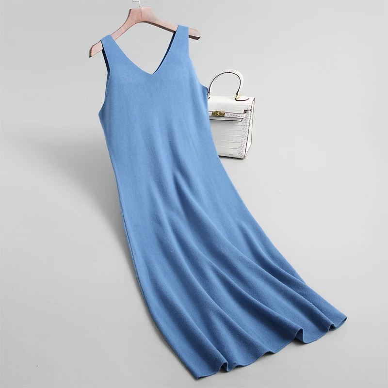 Autumn and winter women's dress casual solid color V-neck sleeveless knit dress Vestidos
Autumn and winter women's dress casual solid color V-neck sleeveless knit dress Vestidos