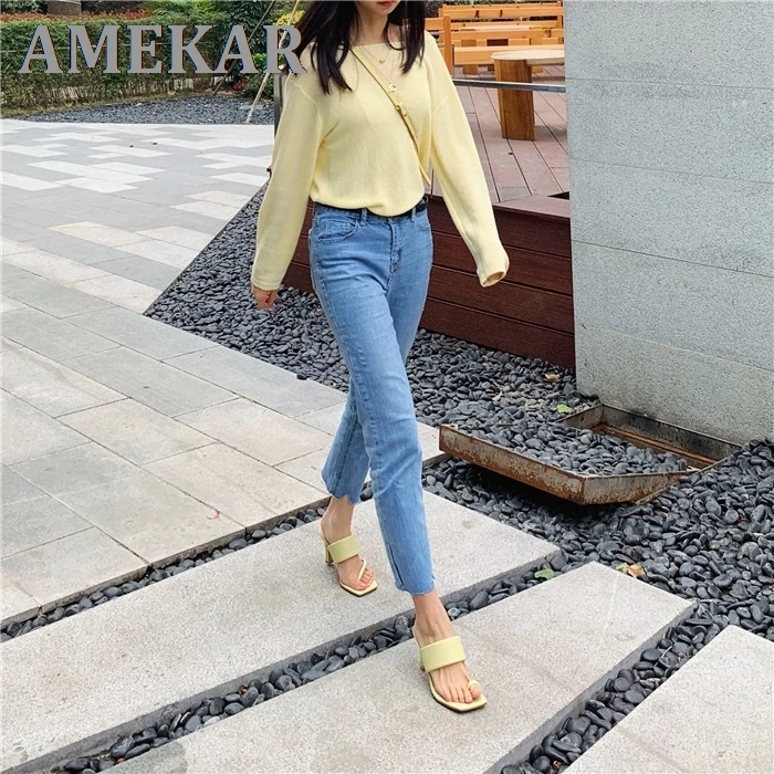 2021 New Design Square Toe Thin High Heel Slippers Summer Outdoor Slip On Dress Shoes Ladies Elegant Slides Sandal
2021 New Design Square Toe Thin High Heel Slippers Summer Outdoor Slip On Dress Shoes Ladies Elegant Slides Sandal