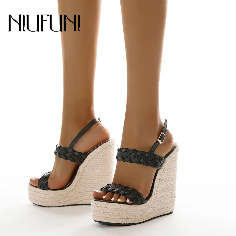 Gladiator Wedges Platform Women's Sandals Rattan Straw Woven Ankle Buckle Size 35-42 Peep Toe Casual High Heels Sandals Females
Gladiator Wedges Platform Women's Sandals Rattan Straw Woven Ankle Buckle Size 35-42 Peep Toe Casual High Heels Sandals Females