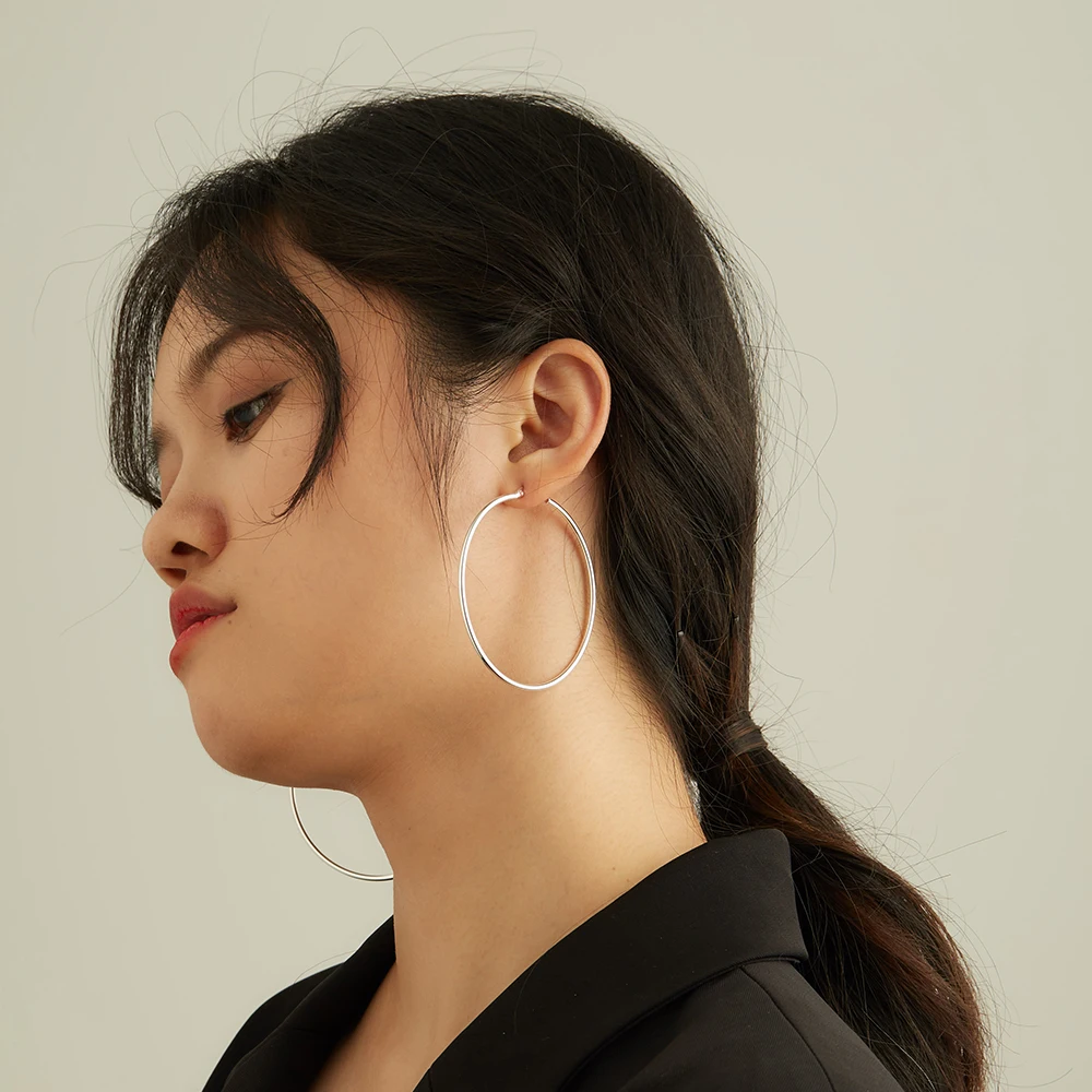 LEKANI S925 Sterling Silver Circle Earrings For Women Differdent Sizes Hoop Earrings Trendy Minimalist Not Allergic Fine Jewelry
LEKANI S925 Sterling Silver Circle Earrings For Women Differdent Sizes Hoop Earrings Trendy Minimalist Not Allergic Fine Jewelry