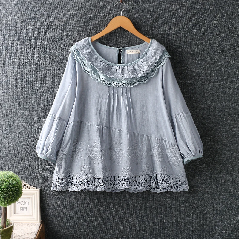 Autumn New Women's Art Small Fresh Embroidery Round Neck Pullover Shirt Tops Female Daily Wear
Autumn New Women's Art Small Fresh Embroidery Round Neck Pullover Shirt Tops Female Daily Wear
